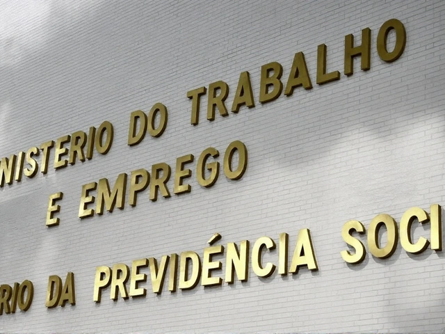 FGTS doméstico: Governo avisa mais de 80 mil empregadores sobre débitos atrasados